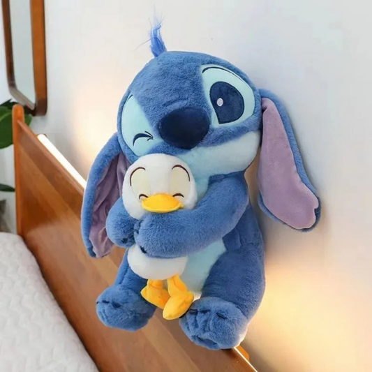 Boneco de pelúcia Stitch com Amigo Pato