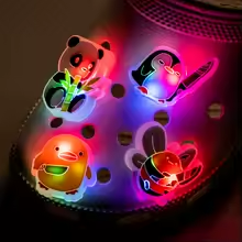 1 peça LED Animais Bonitinhos Sapatos Encantos